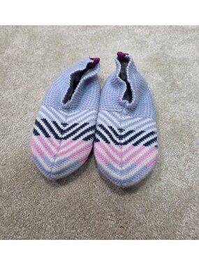 Bombas Womens Cozy Knit Slippers With Chevron Design & Grippy Soles